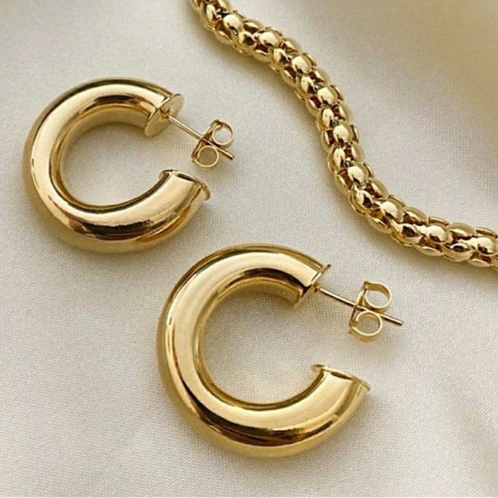 14k gp Abriella bold hoop earrings (small)